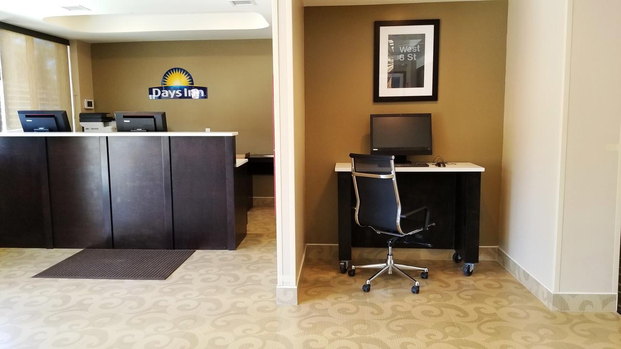 Days Inn By Wyndham Brooklyn Marine Park New York Eksteriør bilde