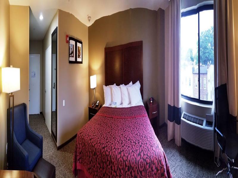 Days Inn By Wyndham Brooklyn Marine Park New York Eksteriør bilde
